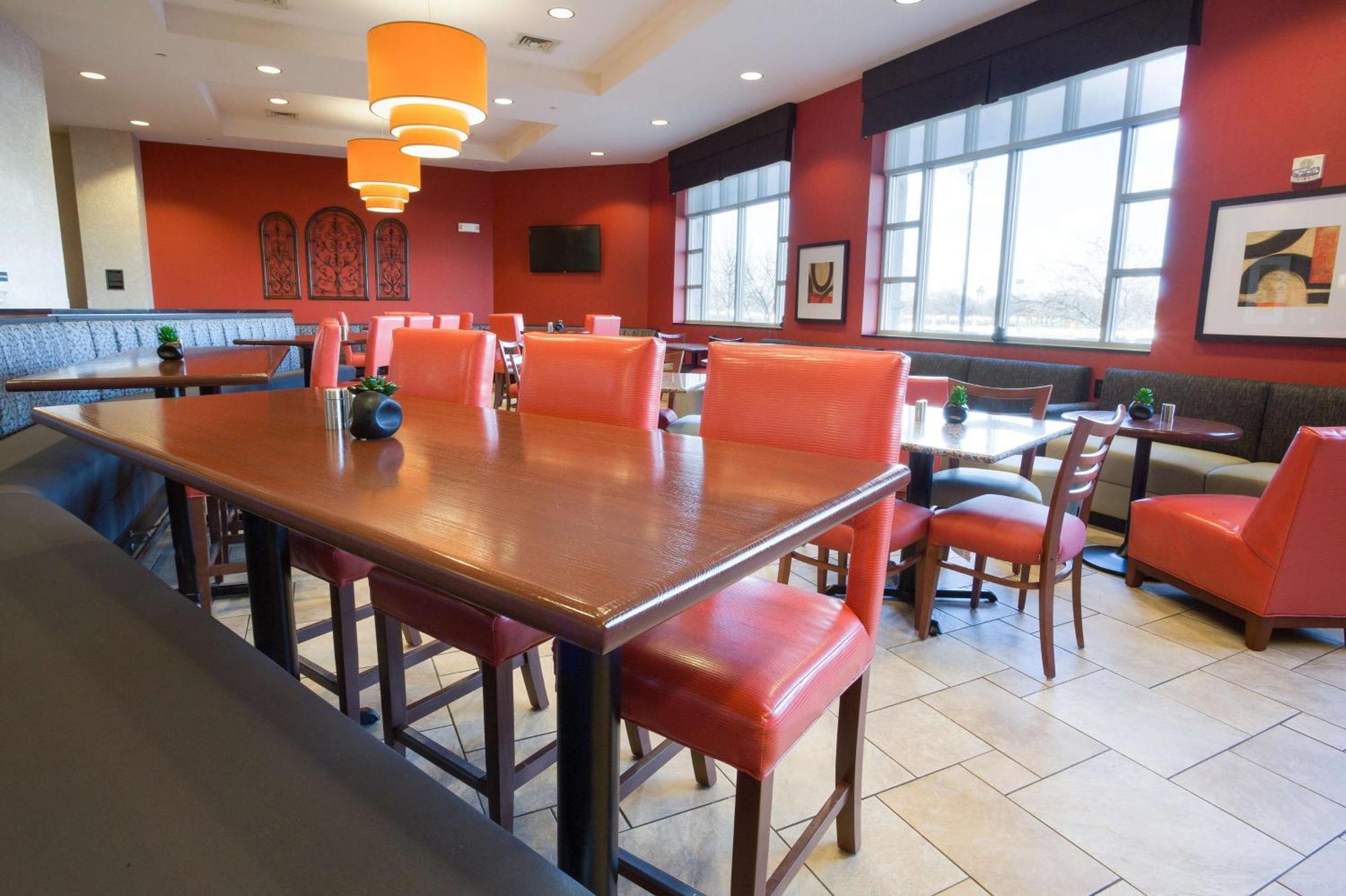 Drury Inn & Suites Columbus โกรฟซิตี ภายนอก รูปภาพ