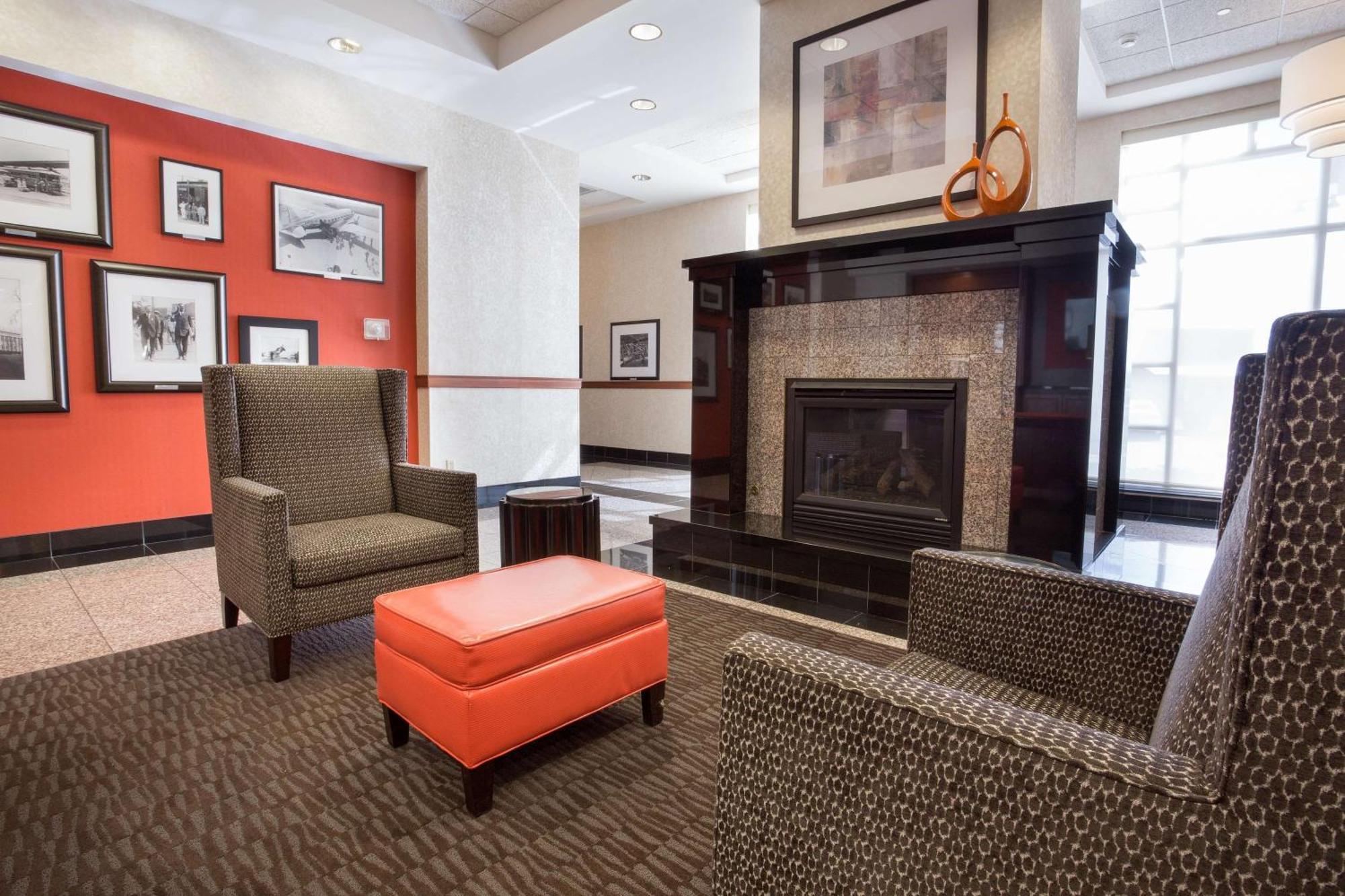 Drury Inn & Suites Columbus โกรฟซิตี ภายนอก รูปภาพ